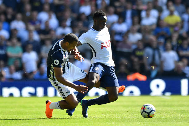 然是比赛中 然是比赛中