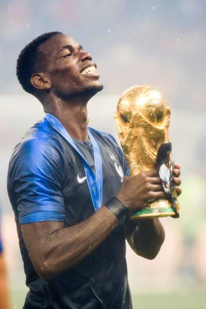 此自信地表 此自信地表