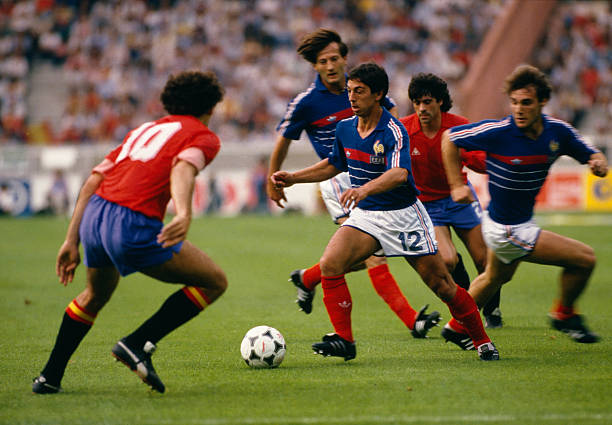 化添砖加瓦 化添砖加瓦